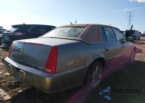 2006 Cadillac Dts Standard from USA, damaged, VIN 1G6KD57YX6U151910